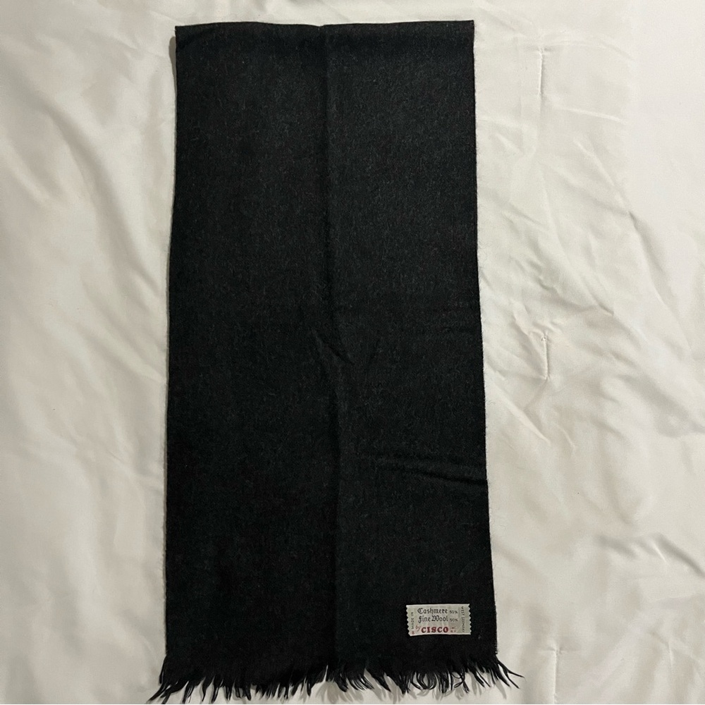 Vintage Cisco Cashmere And Fine Wool Scarf Made In West Germany Old Money Fringe - Picture 8 of 8